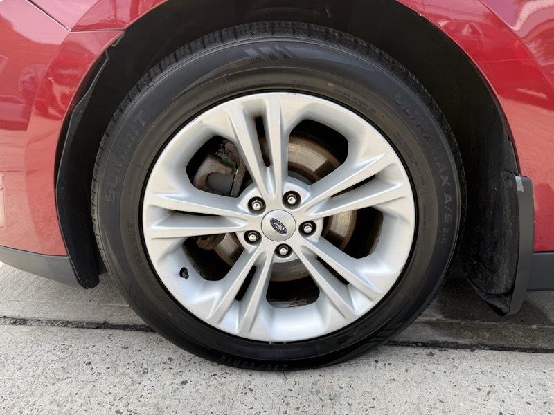 Ford Taurus SEL FWD 2014