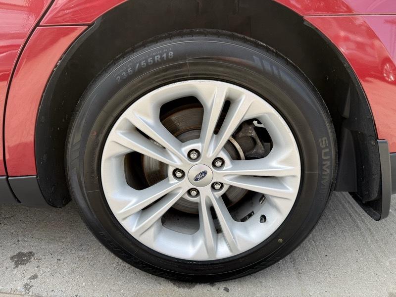 Ford Taurus SEL FWD 2014