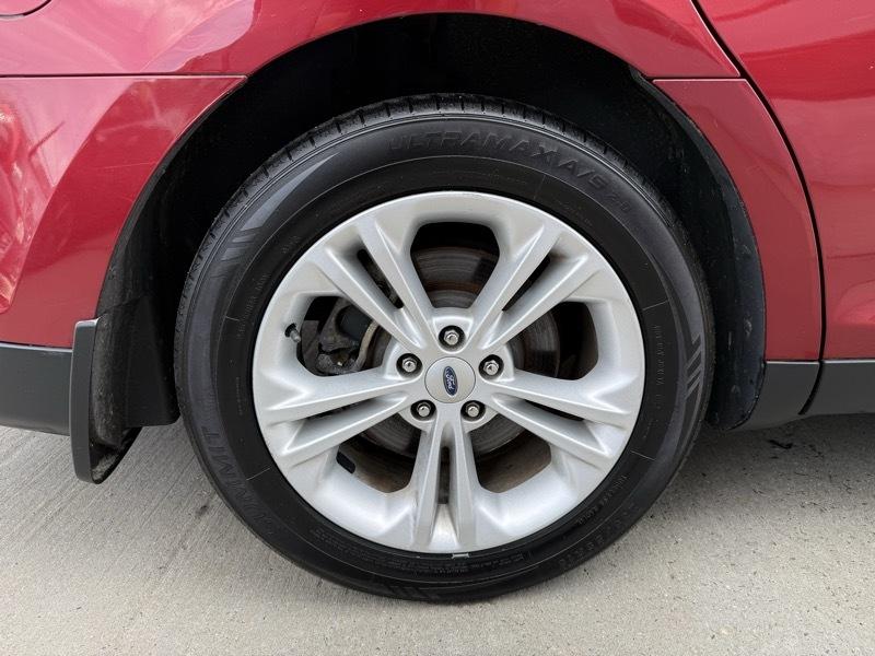 Ford Taurus SEL FWD 2014