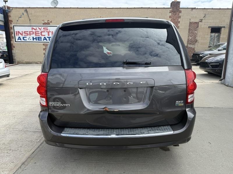 Dodge Grand Caravan SXT 2015