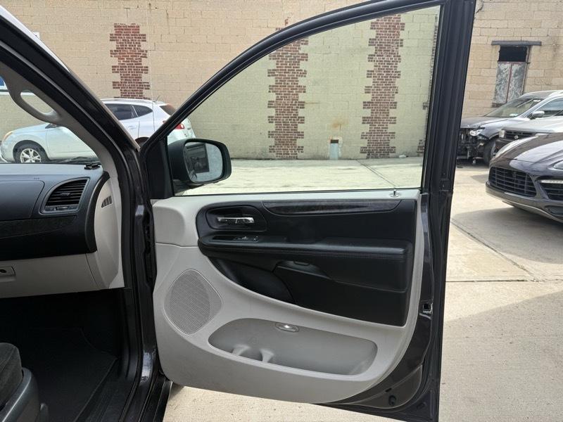 Dodge Grand Caravan SXT 2015