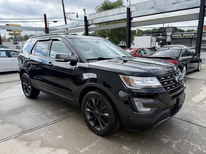 Ford Explorer XLT 4WD 2017