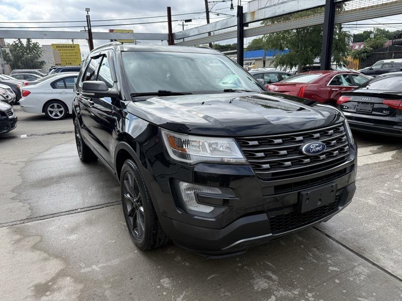 Ford Explorer XLT 4WD 2017
