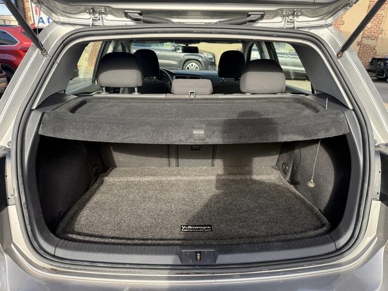 Volkswagen Golf TSI S 6A 2016