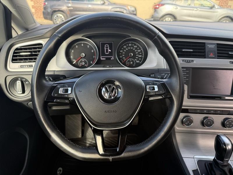 Volkswagen Golf TSI S 6A 2016