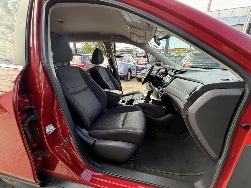 Nissan Rogue SV AWD 2017