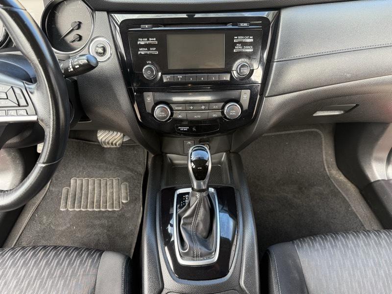 Nissan Rogue SV AWD 2017