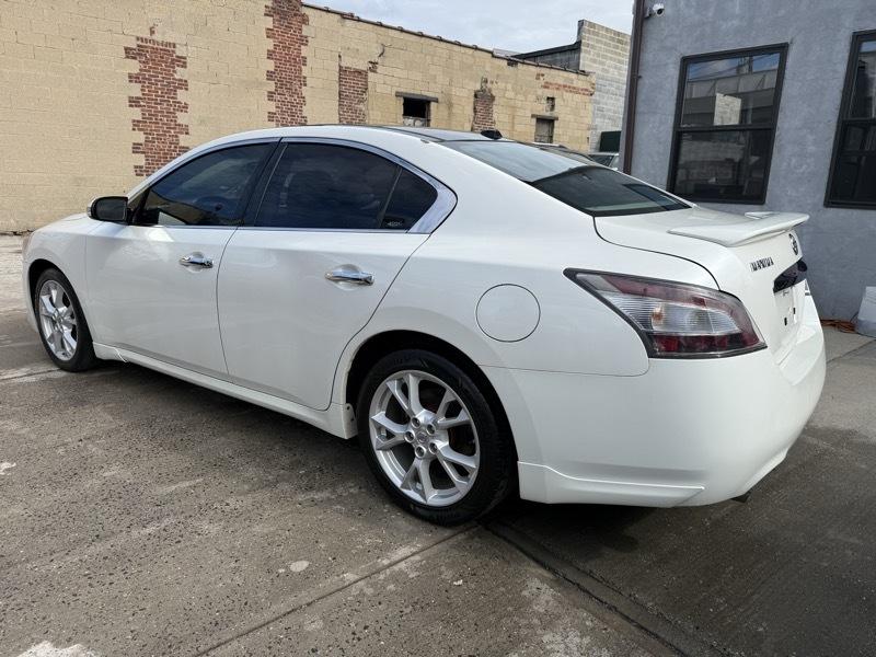 Nissan Maxima SV 2013