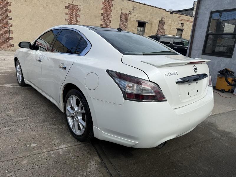 Nissan Maxima SV 2013