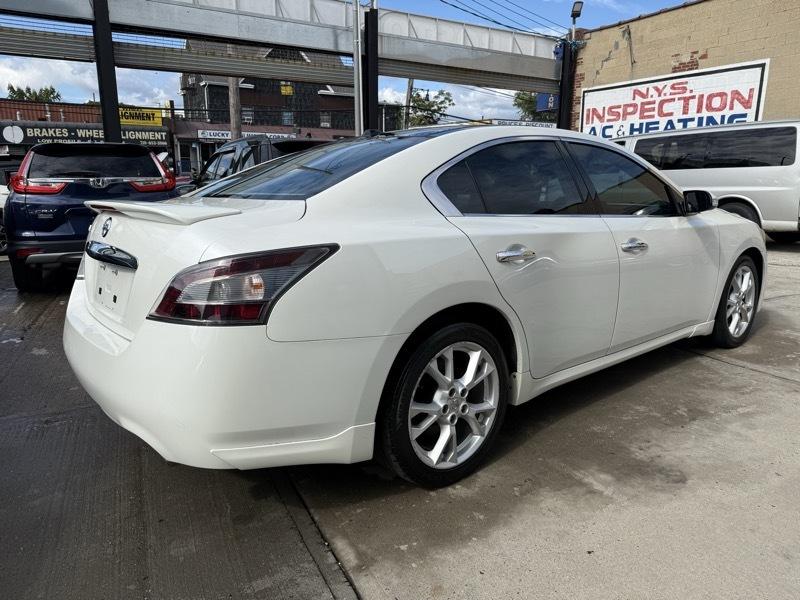 Nissan Maxima SV 2013