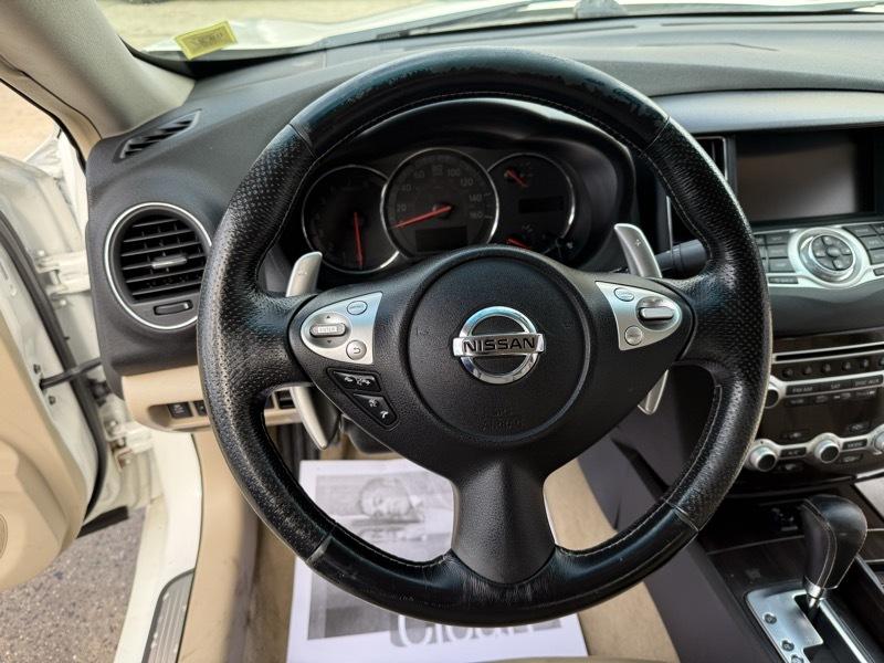 Nissan Maxima SV 2013
