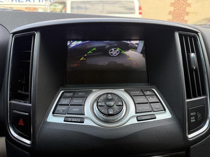 Nissan Maxima SV 2013