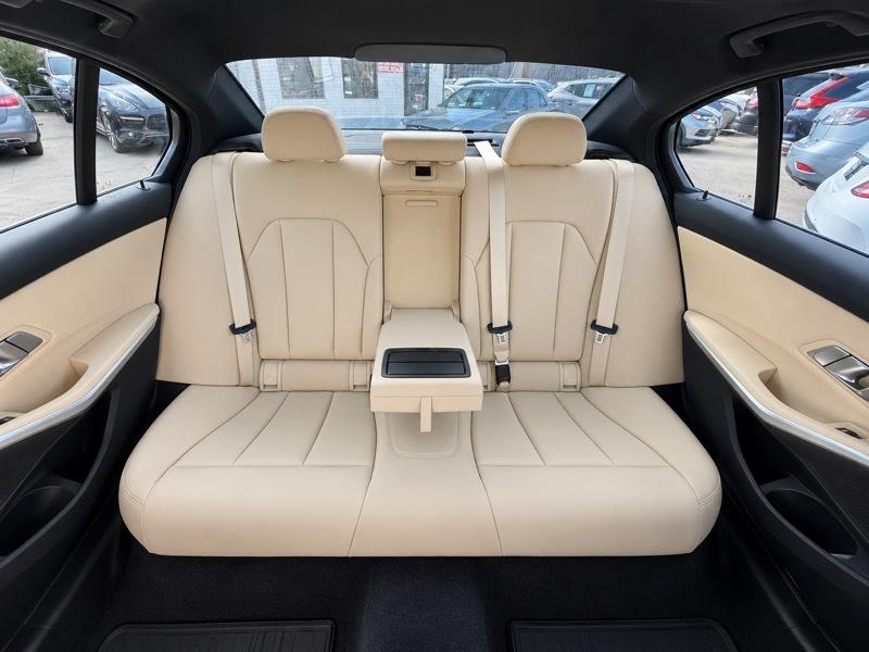 BMW 3-Series 330i xDrive 2020