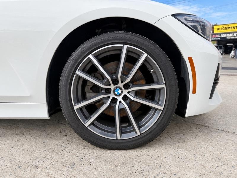 BMW 3-Series 330i xDrive 2020