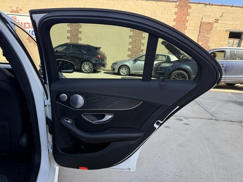 Mercedes-Benz C-Class C300 4MATIC Sedan 2015