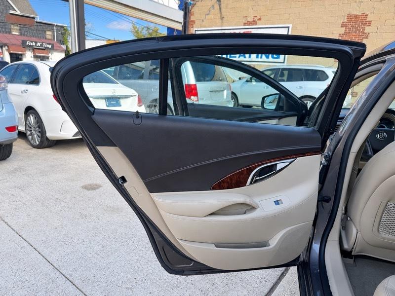 Buick LaCrosse Premium Package 1, w/Leather 2012