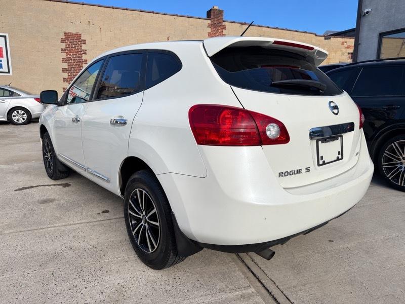 Nissan Rogue S AWD 2011