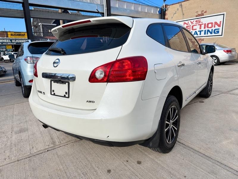 Nissan Rogue S AWD 2011