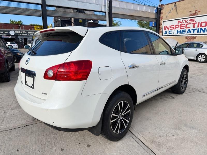 Nissan Rogue S AWD 2011
