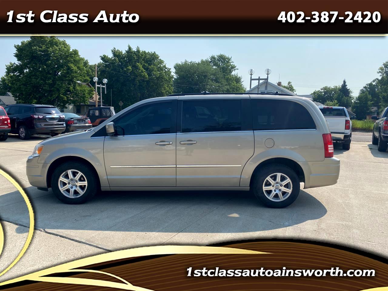 Chrysler Town & Country 4dr Wgn Touring 2009