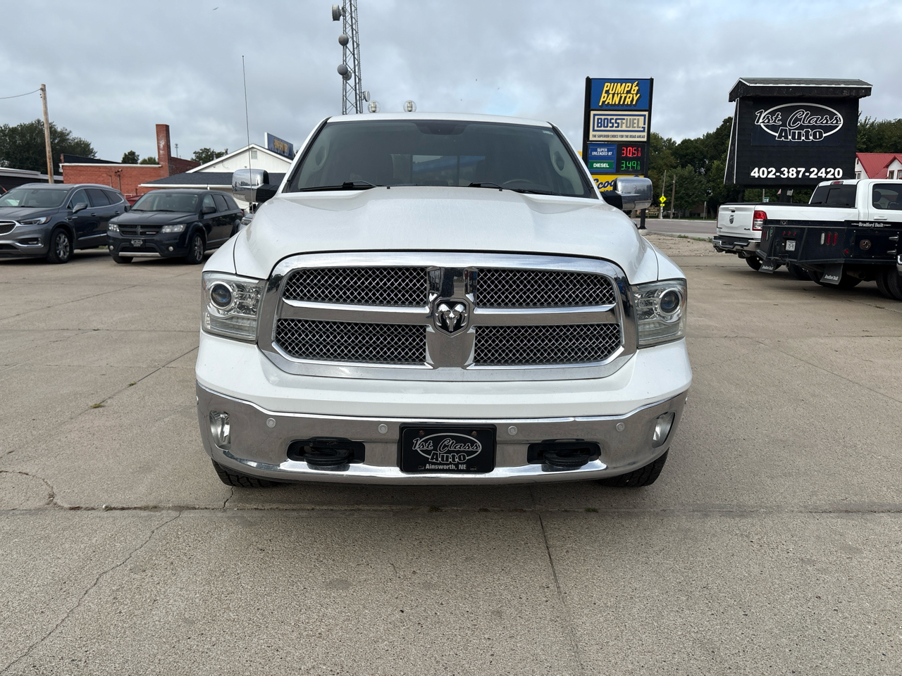 RAM 1500 4WD Crew Cab 140.5" Longhorn 2016 RAM 1500 4WD Crew Cab 140.5" Longhorn 2016