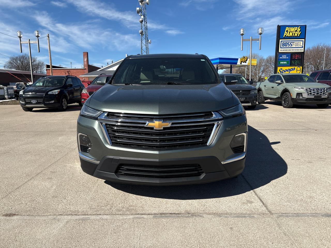 Chevrolet Traverse AWD 4dr LT Leather 2023