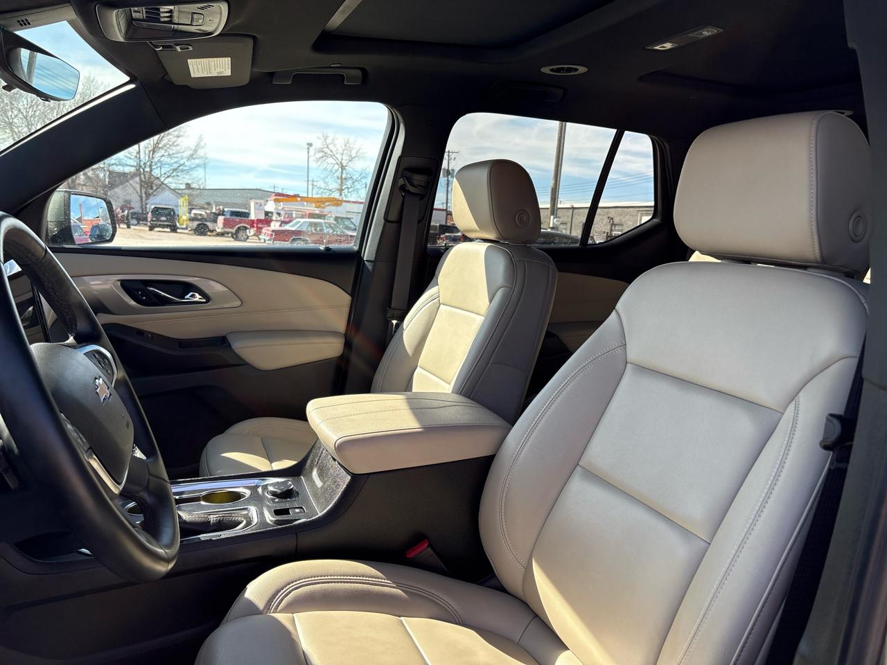 Chevrolet Traverse AWD 4dr LT Leather 2023