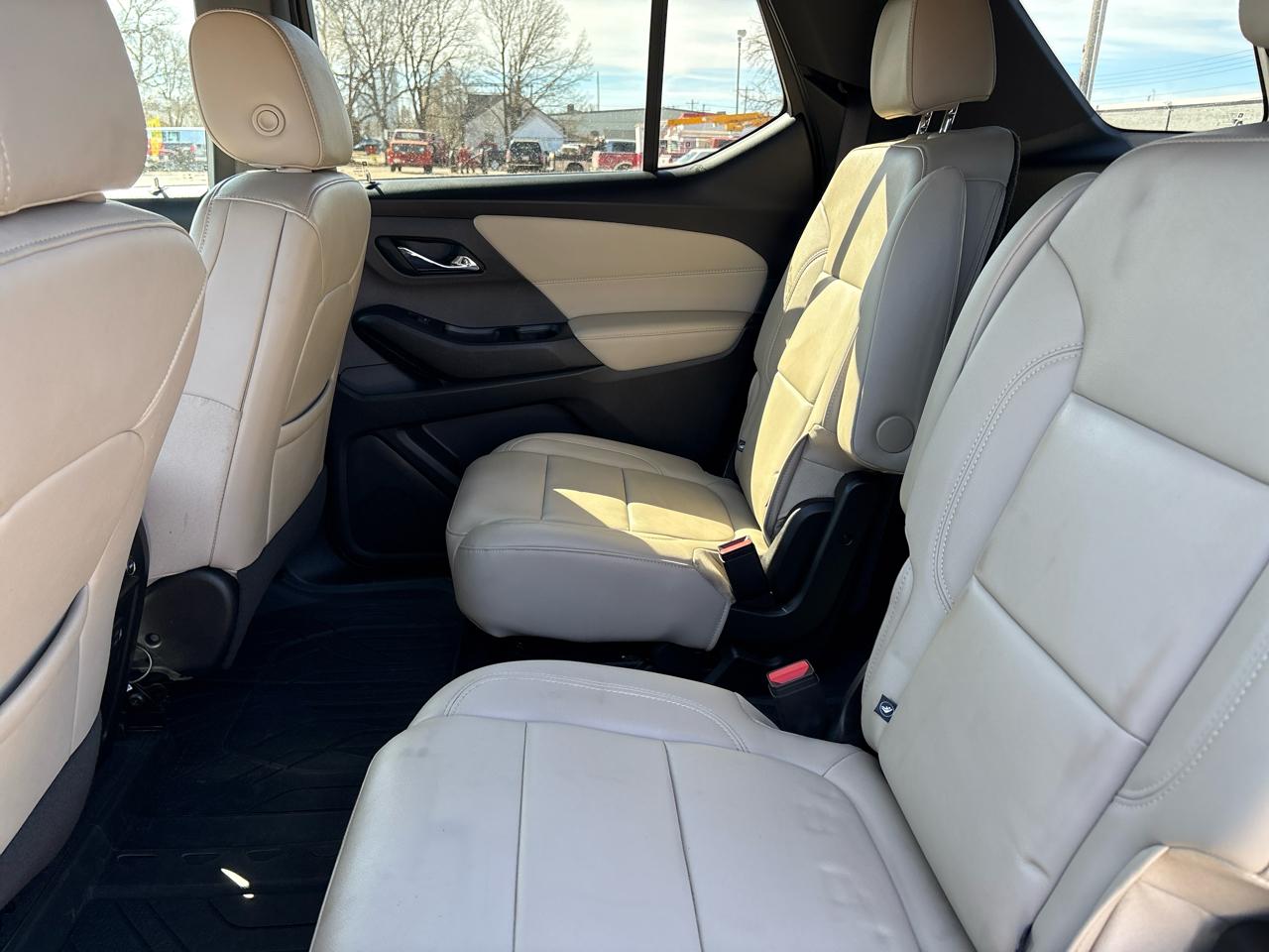 Chevrolet Traverse AWD 4dr LT Leather 2023