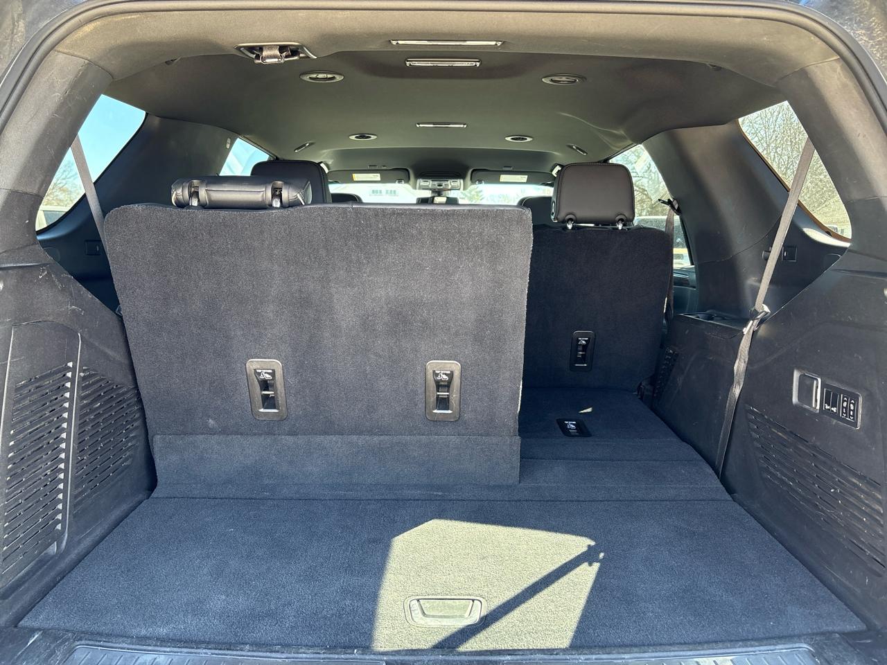 Chevrolet Tahoe 4WD 4dr Premier 2021