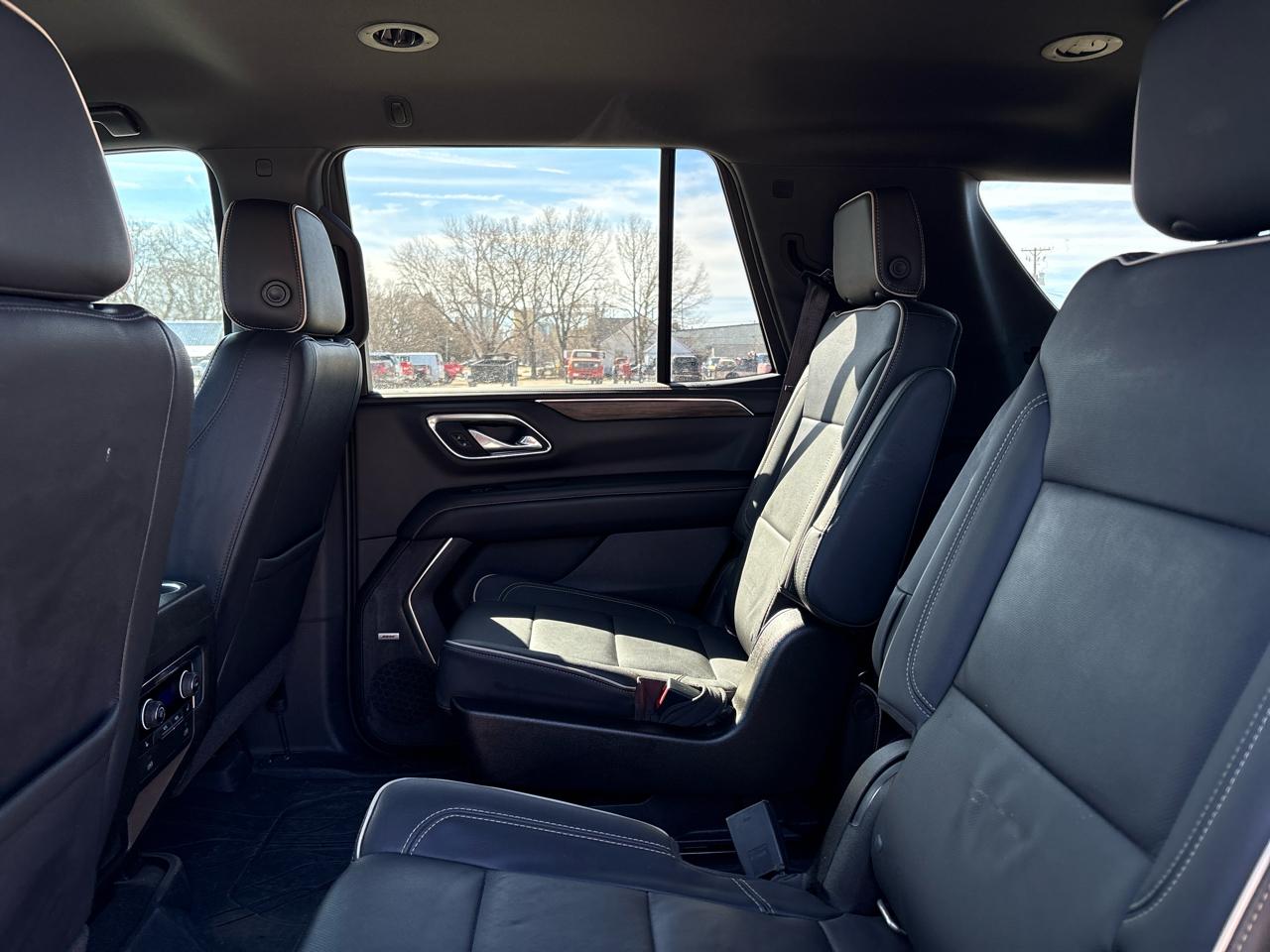 Chevrolet Tahoe 4WD 4dr Premier 2021