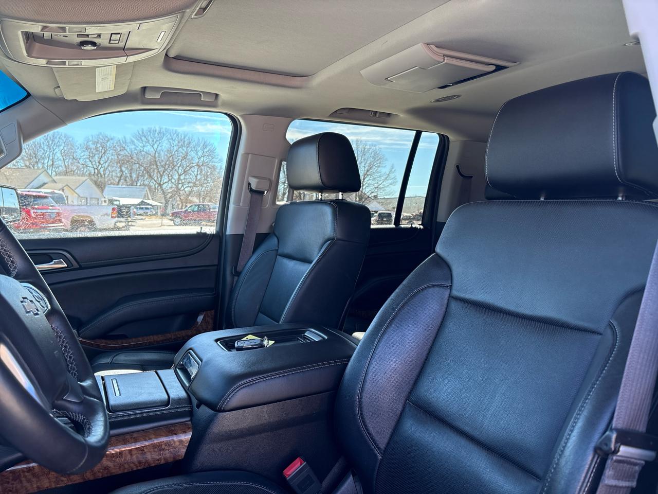 Chevrolet Suburban 4WD 4dr LTZ 2015