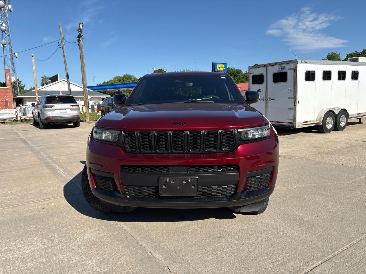 Jeep Grand Cherokee L Laredo 4WD 2024