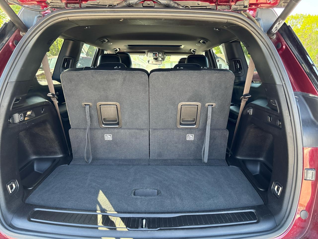 Jeep Grand Cherokee L Laredo 4WD 2024