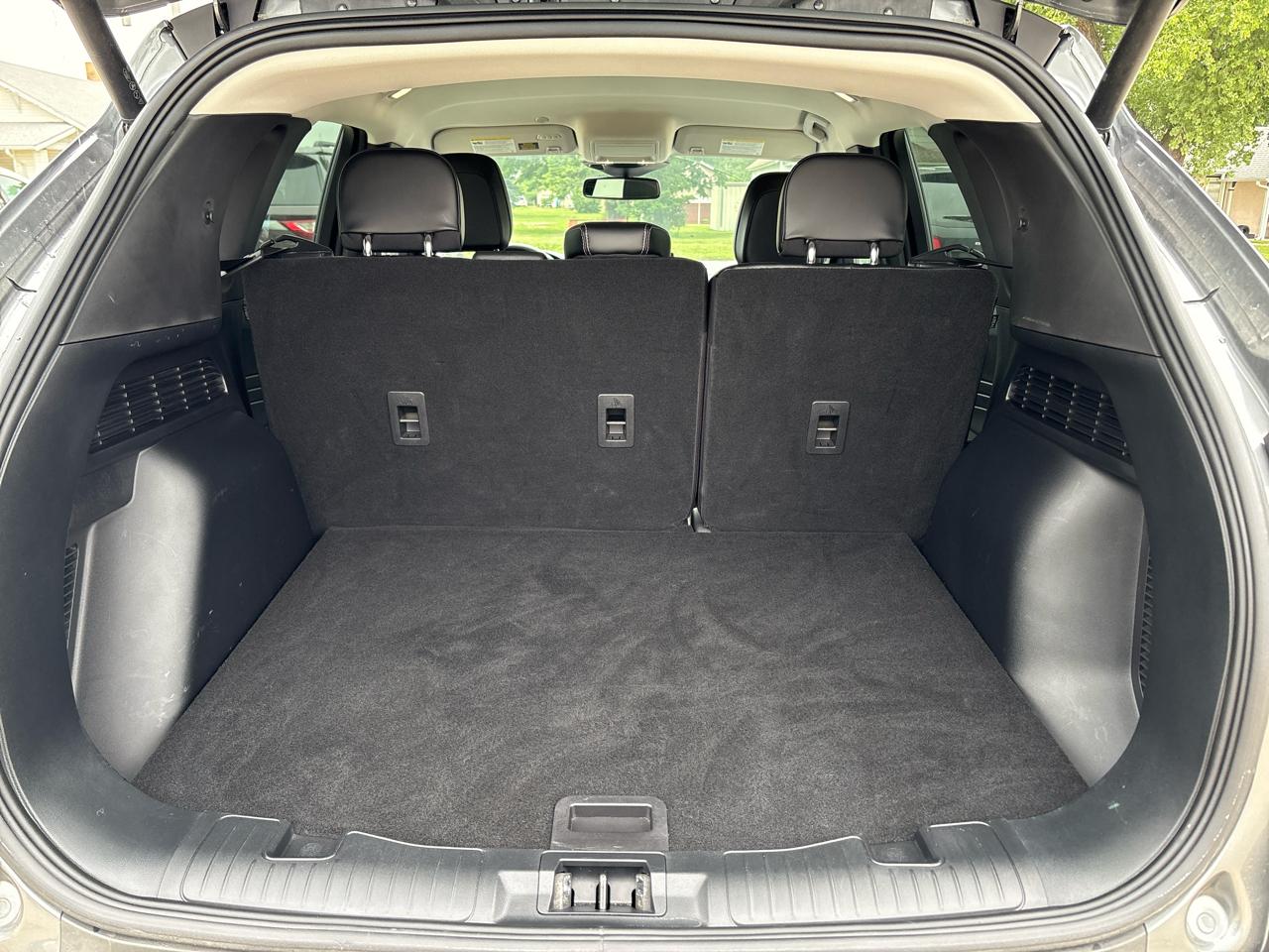 Ford Escape Platinum AWD 2025