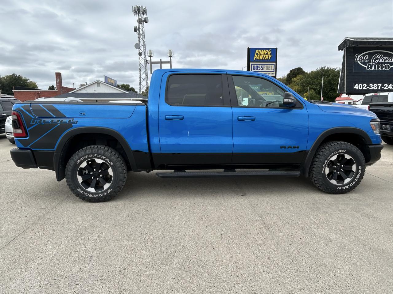 RAM 1500 Rebel Crew Cab SB 4WD 2022