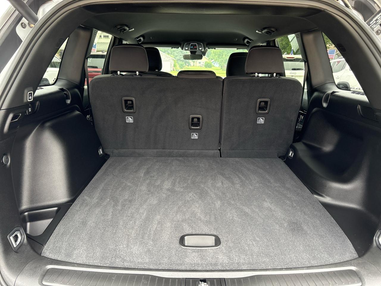 Jeep Grand Cherokee Laredo 4WD 2025
