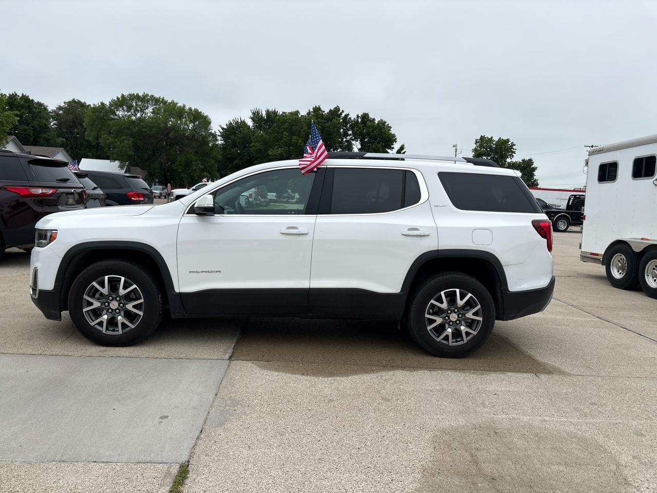 2023 GMC Acadia SLT AWD