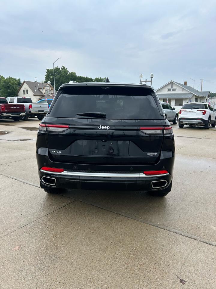 Jeep Grand Cherokee Summit 4WD 2022