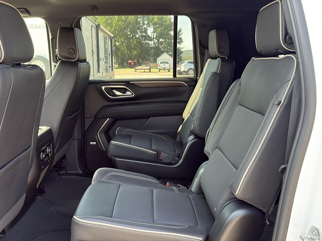 Chevrolet Suburban Premier 4WD 2024
