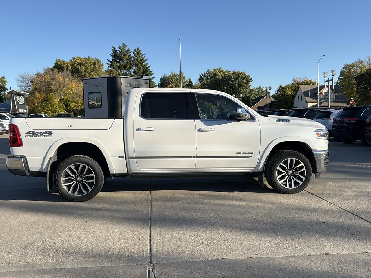 RAM 1500 Limited Crew Cab SWB 4WD 2025