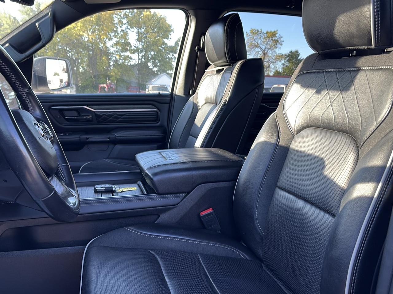RAM 1500 Limited Crew Cab SWB 4WD 2025