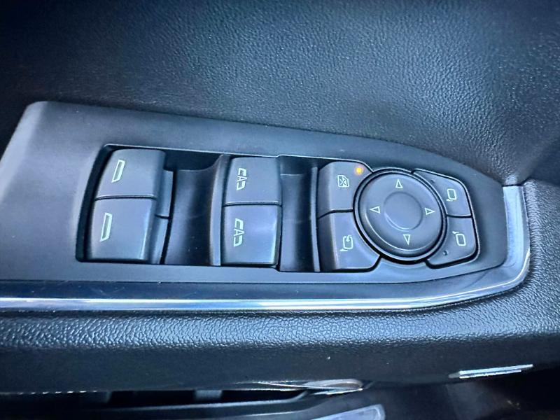 Chevrolet Silverado 1500 LTZ Crew Cab 4WD 2023