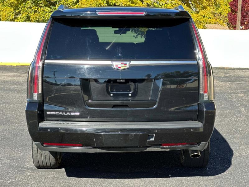 2019 Cadillac Escalade ESV Premium Luxury photo 3