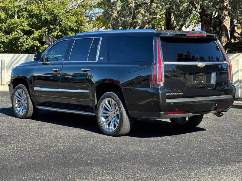 2019 Cadillac Escalade ESV Premium Luxury photo 4