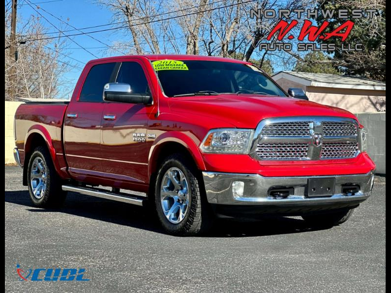 2015 RAM 1500 Laramie Crew Cab SWB 4WD