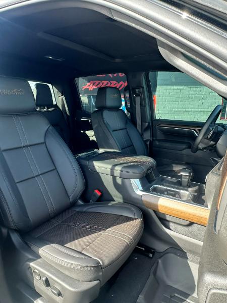 Chevrolet Silverado 1500 High Country Crew Cab 4WD 2026