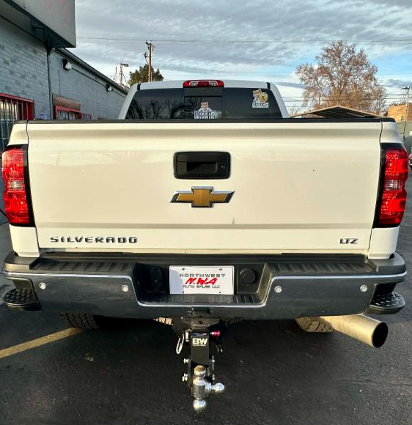 Chevrolet Silverado 2500HD LTZ Crew Cab Long Box 4WD 2016