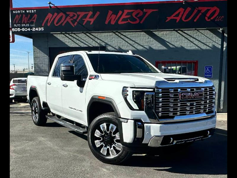 GMC Sierra 2500HD Denali Crew Cab 4WD SB 2024