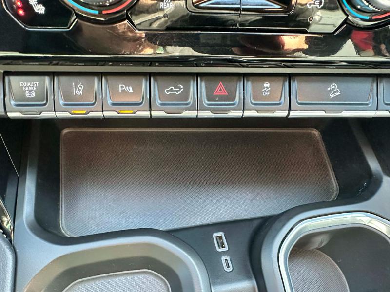 GMC Sierra 2500HD Denali Crew Cab 4WD SB 2024