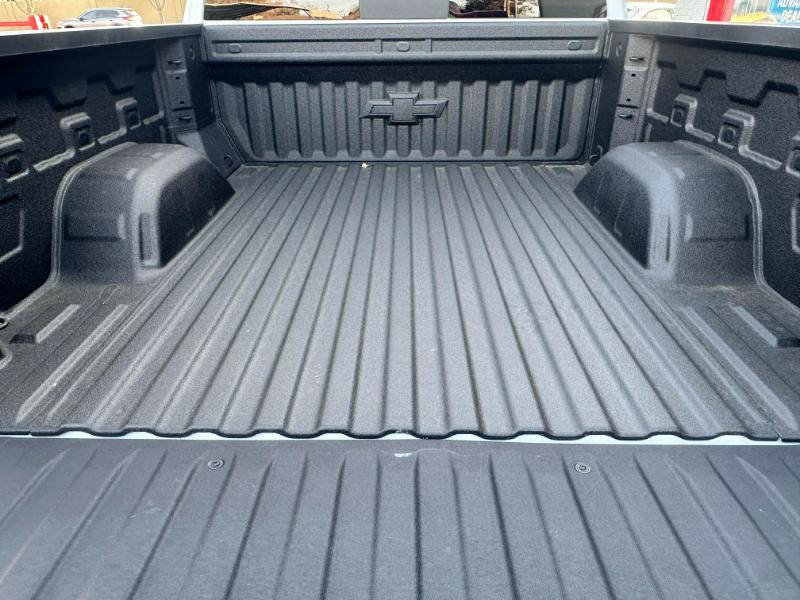 Chevrolet Silverado 1500 High Country Crew Cab 4WD 2026